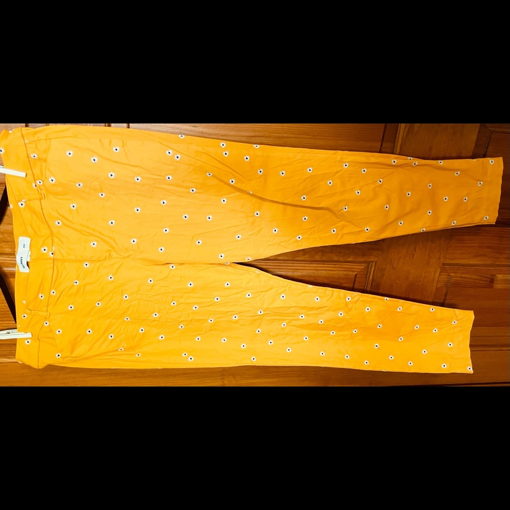 Old Navy Pixie Pants with Embroidered Flowers